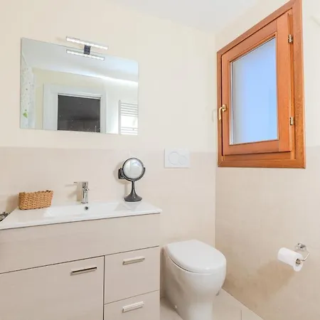 Matu House - Centric In Olbia- オルビア